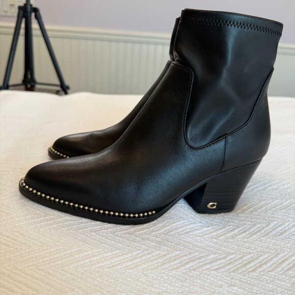 Coach Pell leather boots size 7 new without a box - Picture 4 of 5